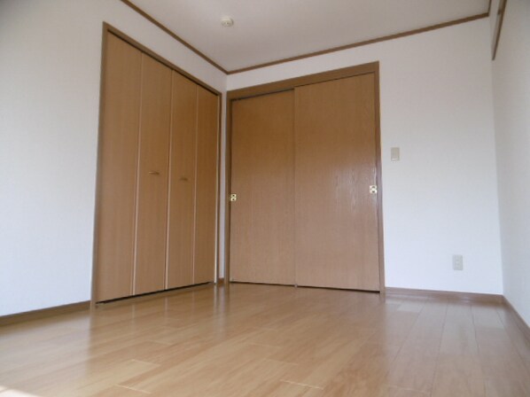 エルガーデンパレスⅠの物件内観写真